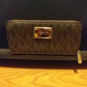 Michael Kors signature wallet
